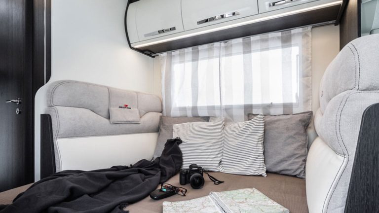 Rolling Turtles - Motorhome Kronos 271 M 12