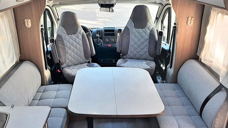 Rolling Turtles - Motorhome Low Profile Semi-Integrated Carado 12