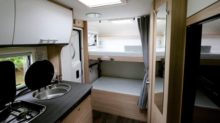 Rolling Turtles - Motorhome Sunlight A72 (6)
